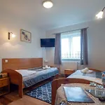 Hotell Sajmino Family House 2*