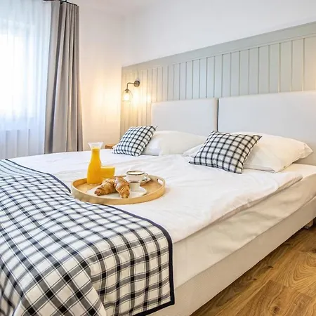 Hotel Sajmino Family House