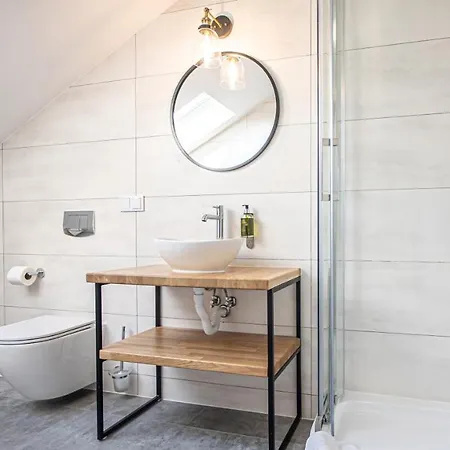 Sajmino Family House 2* أوسترودا