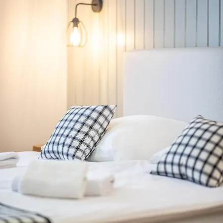 Sajmino Family House