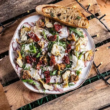 فندق Sajmino Family House