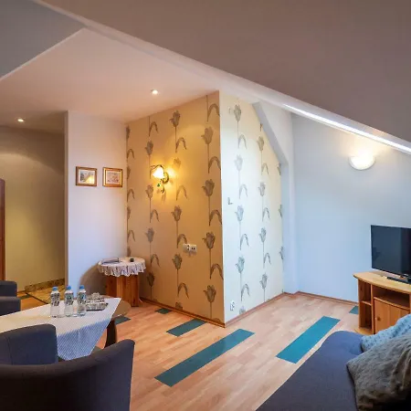 Sajmino Family House أوسترودا