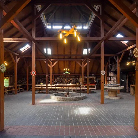 فندق Sajmino Family House 2*