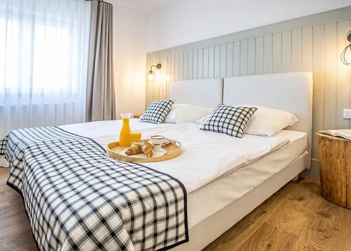 Hotel Sajmino Family House